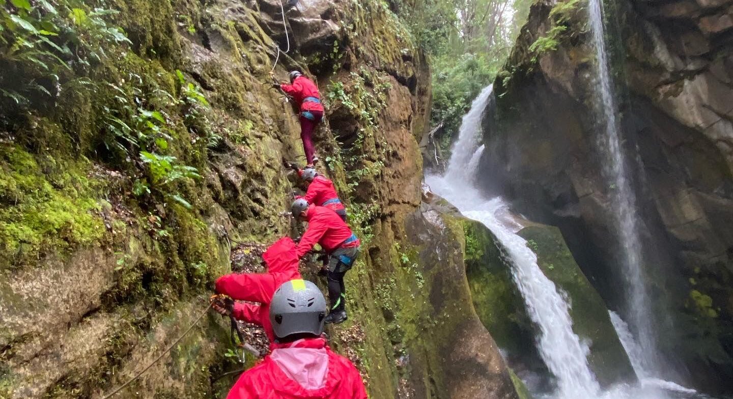 Rápel y Escalada en Vía Ferrata