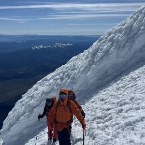 Ascenso al Volcán Lanín en un día. 3747msnm
