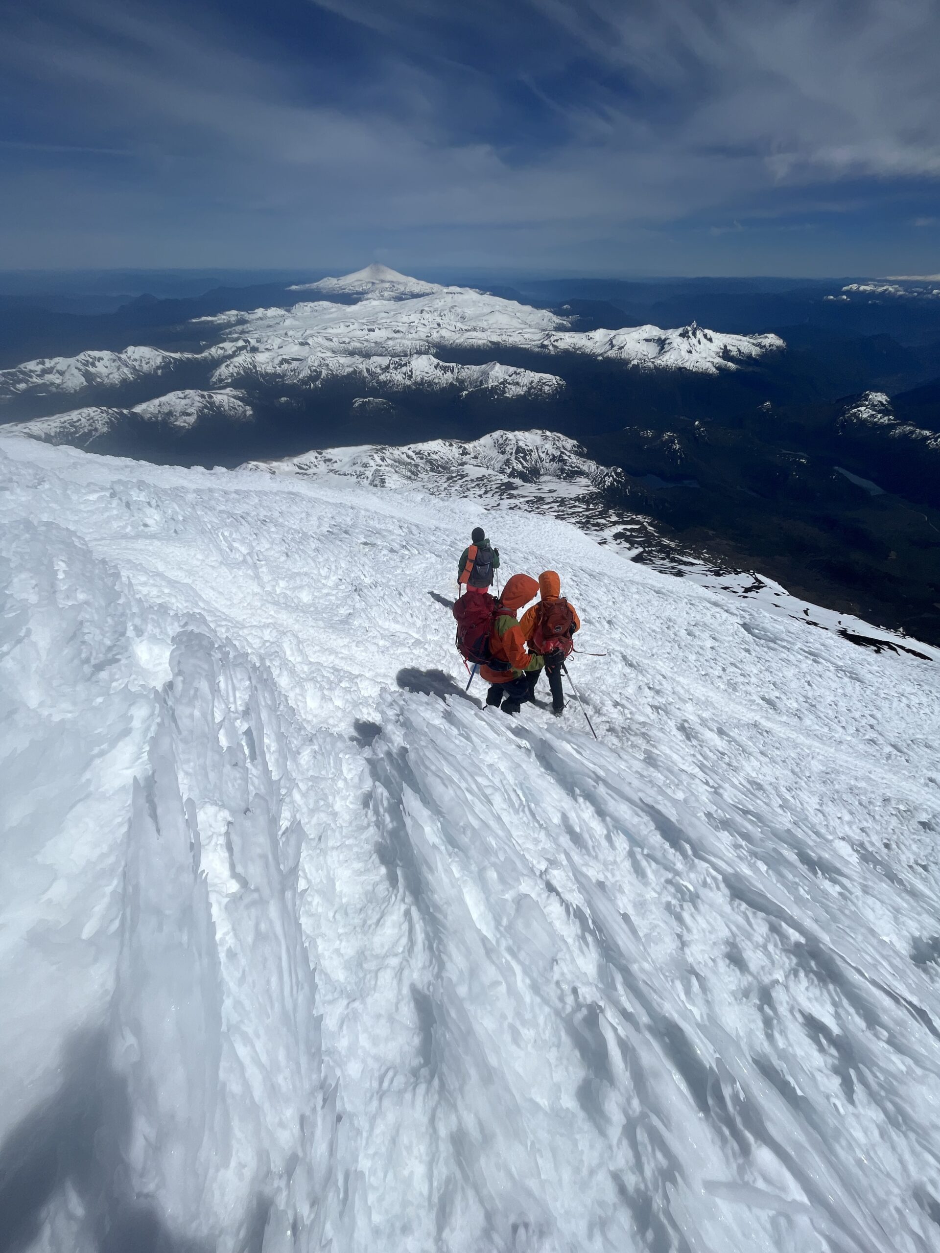 Ascenso al volcán Lanín